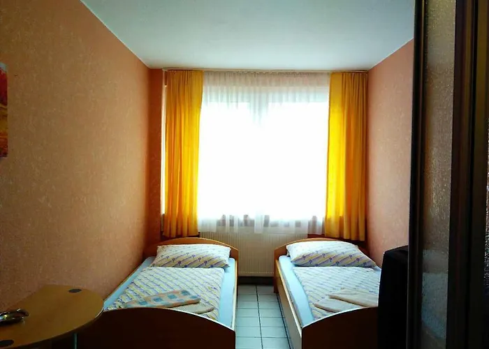 Hotel Yans